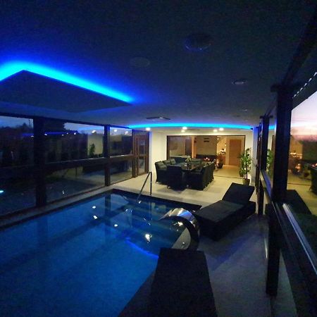 Villa Edl Elegant-Slavonija I Baranja Aljmaš エクステリア 写真